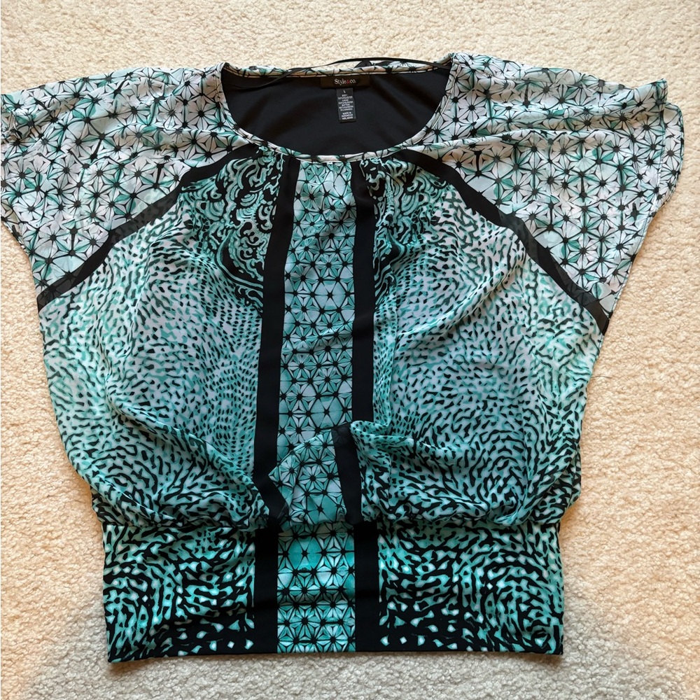 Women’s style & co (macys brand) Large Top